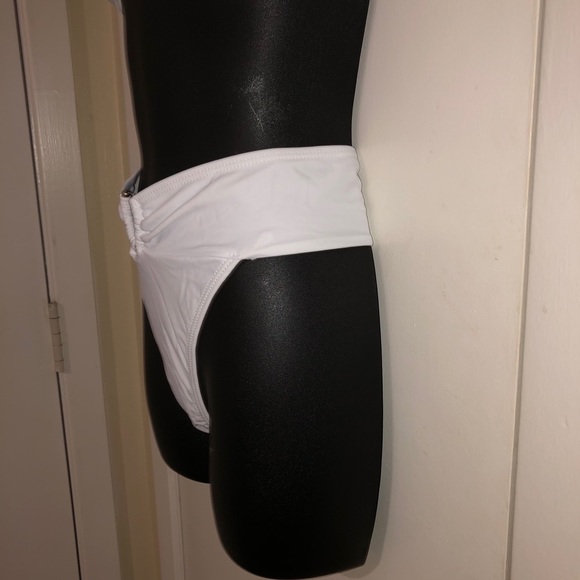 SWIMSUIT!! - Picture 4 of 8